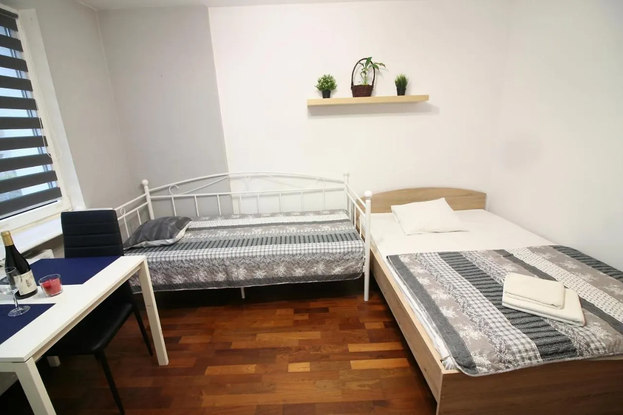 Apartamenty Varsovie Twarda City Polonia